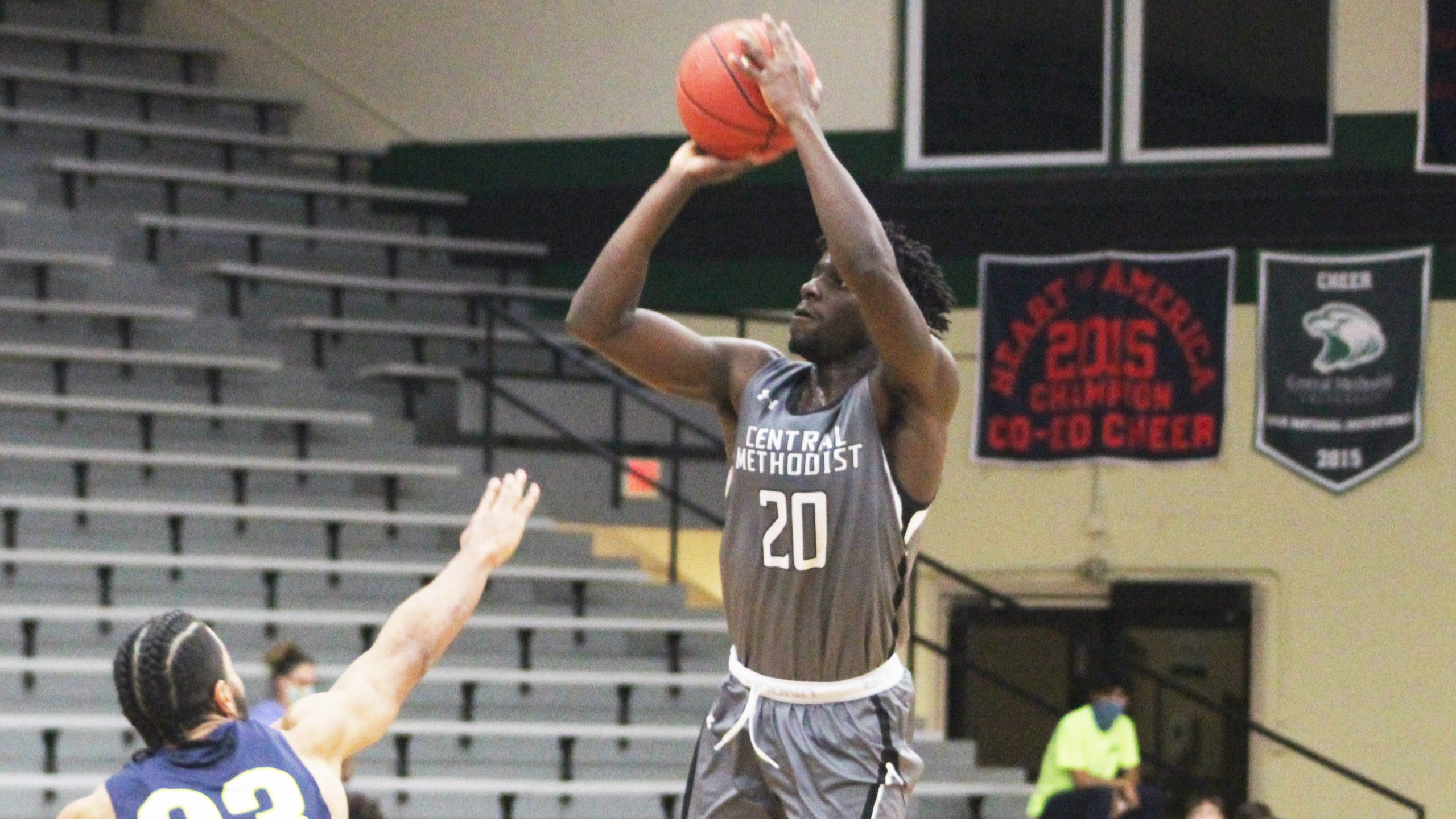Central edged by Pride, 68-66