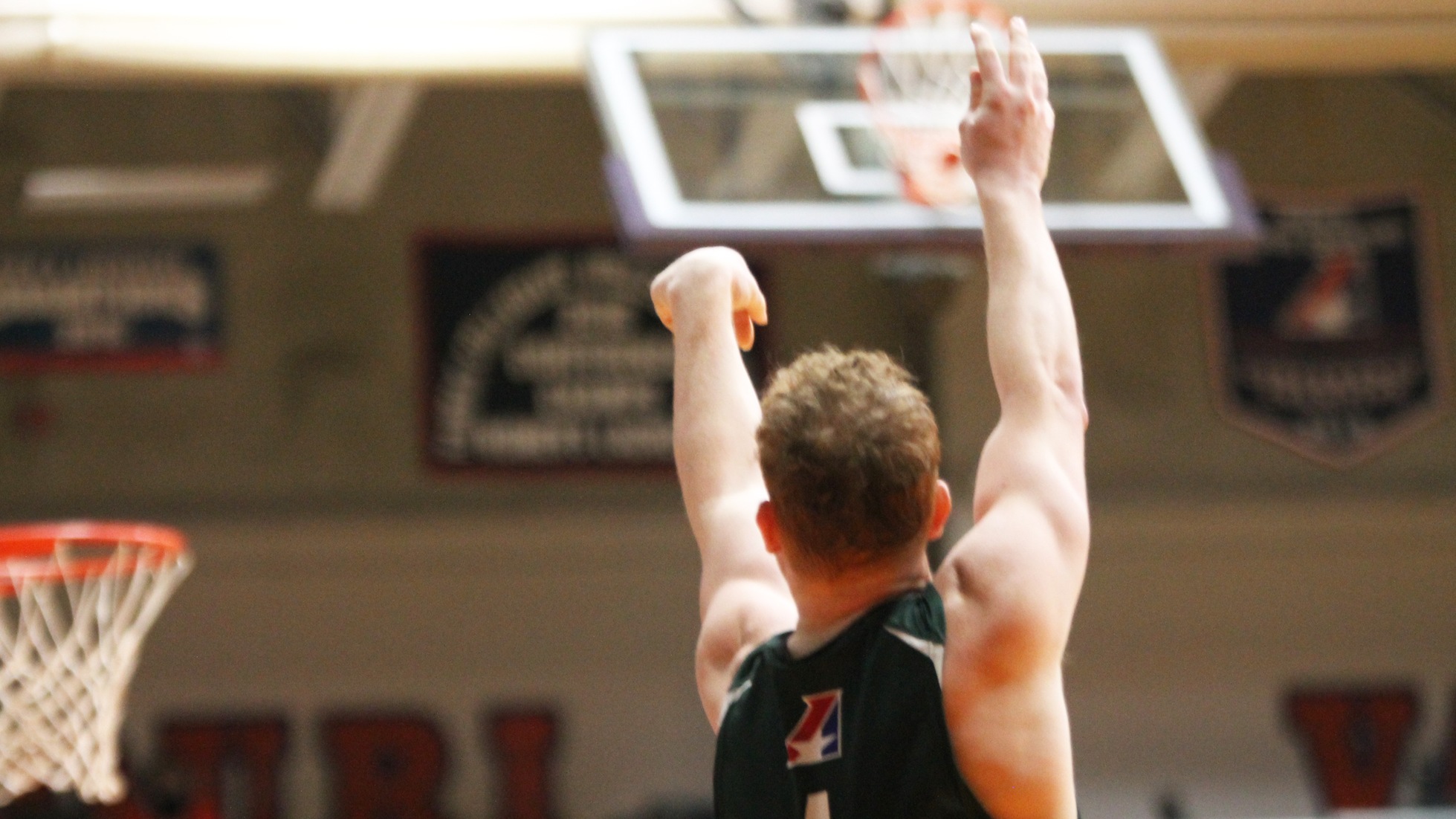 Eagles cruise past Hannibal LaGrange; McDermed has career night
