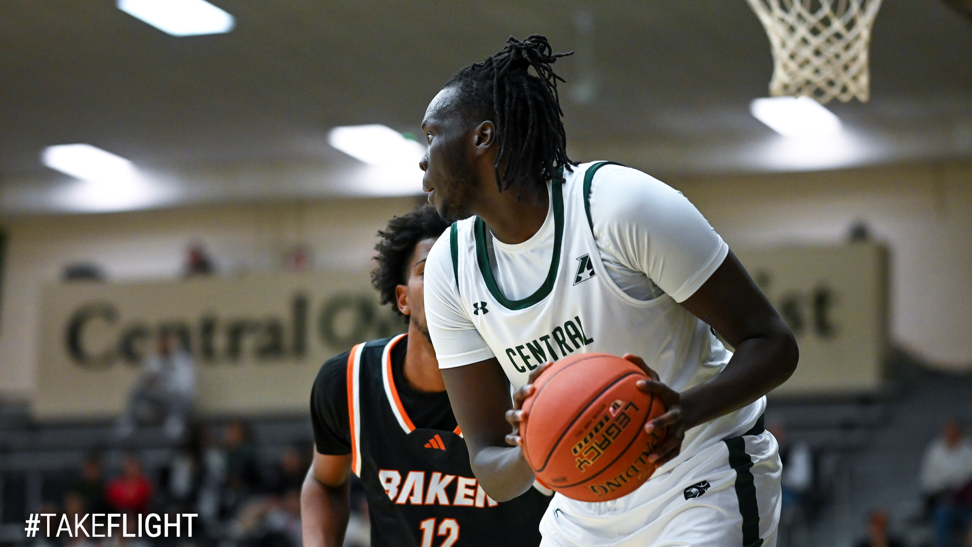 Tong's Game Winner Gives Central Road Win at Mount Mercy