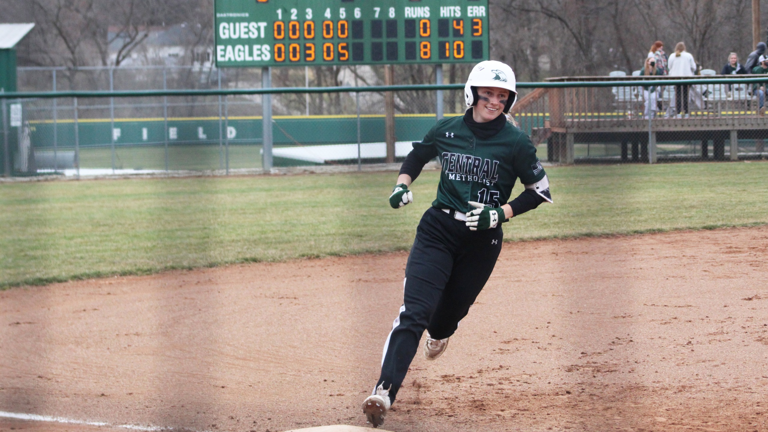 Eagles open Heart play with doubleheader sweep over Benedictine