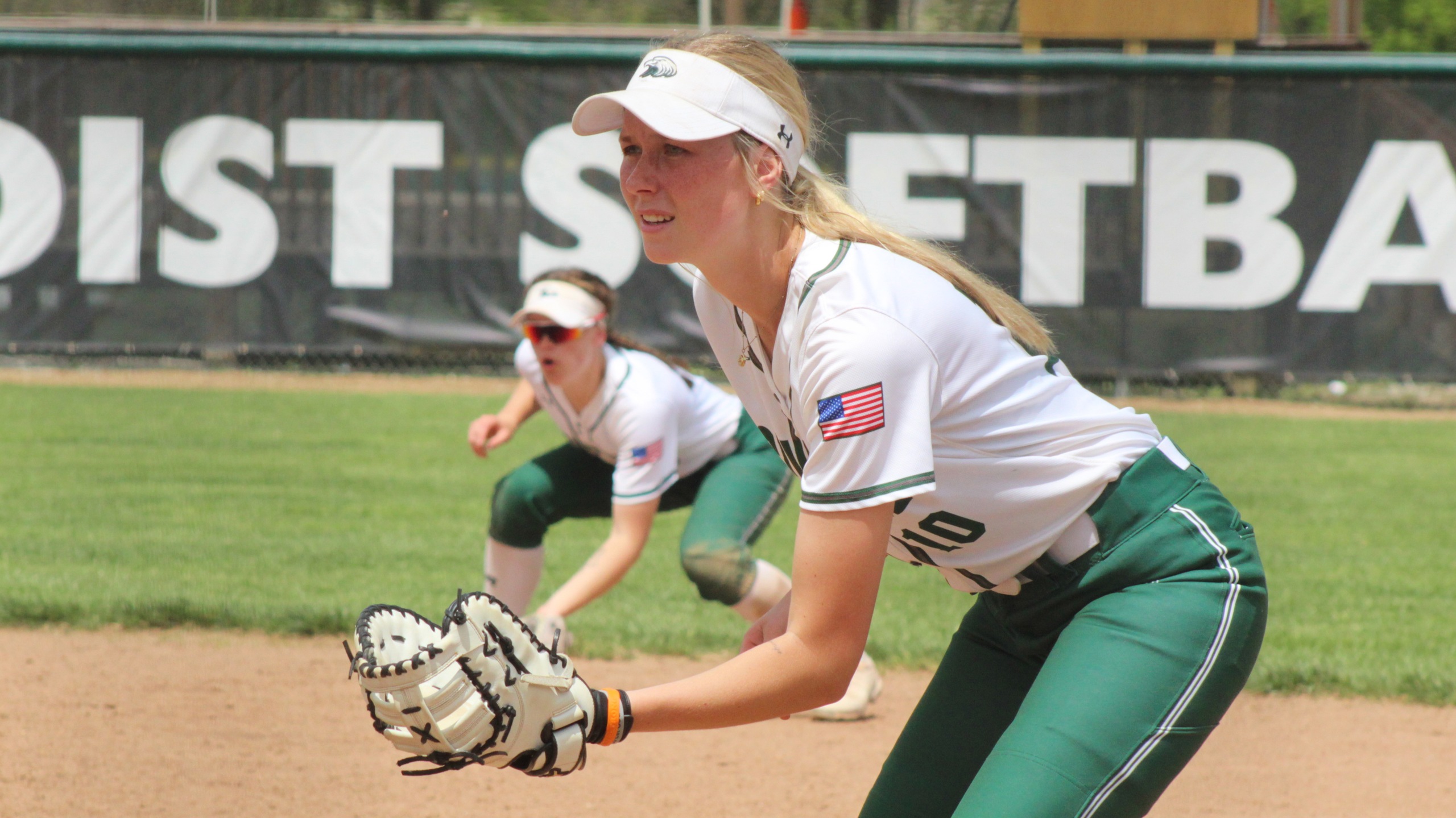 Eagles finish regular season with sweep of Missouri Valley College