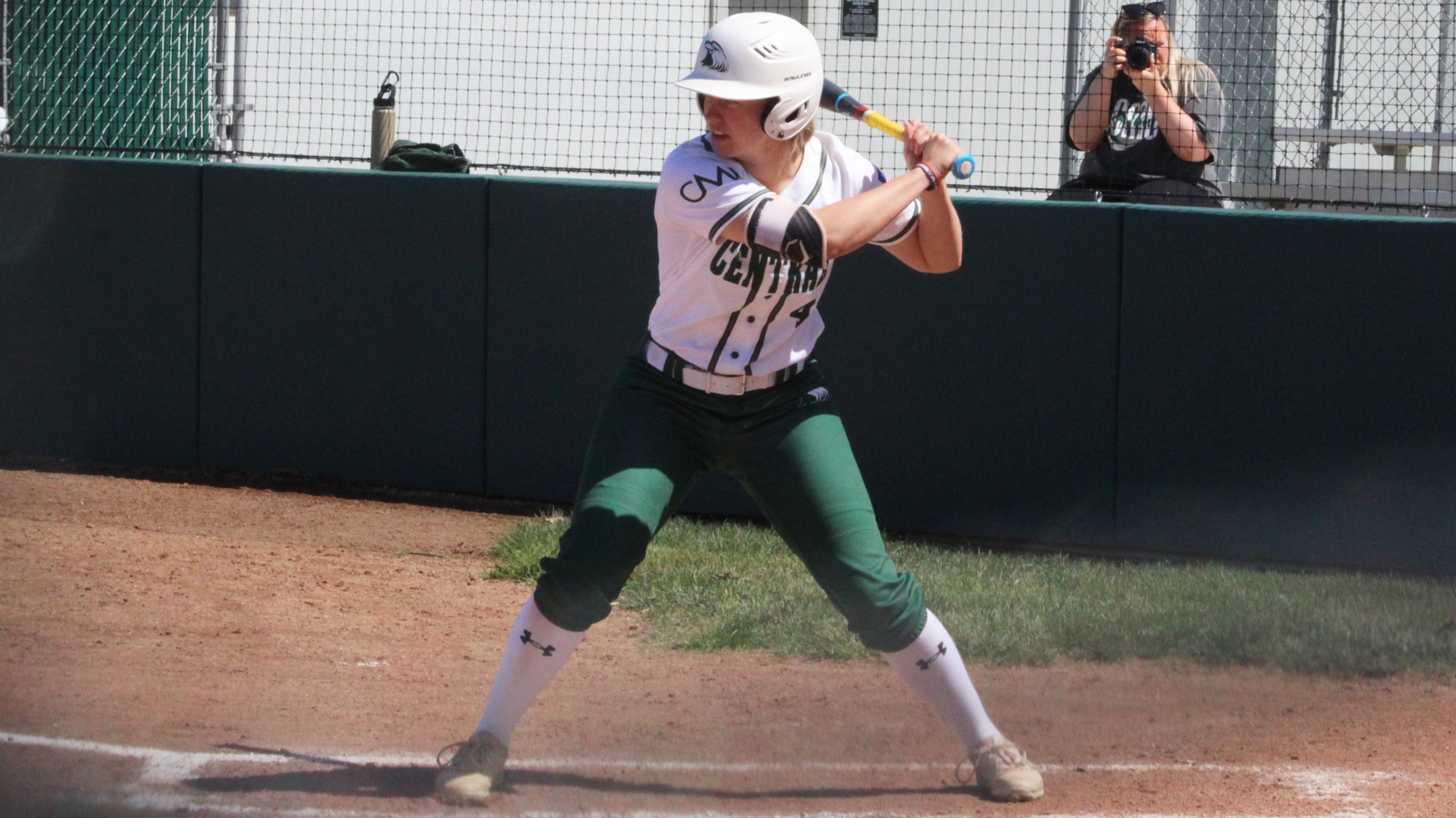 Eagles secure split against Heart foe Baker