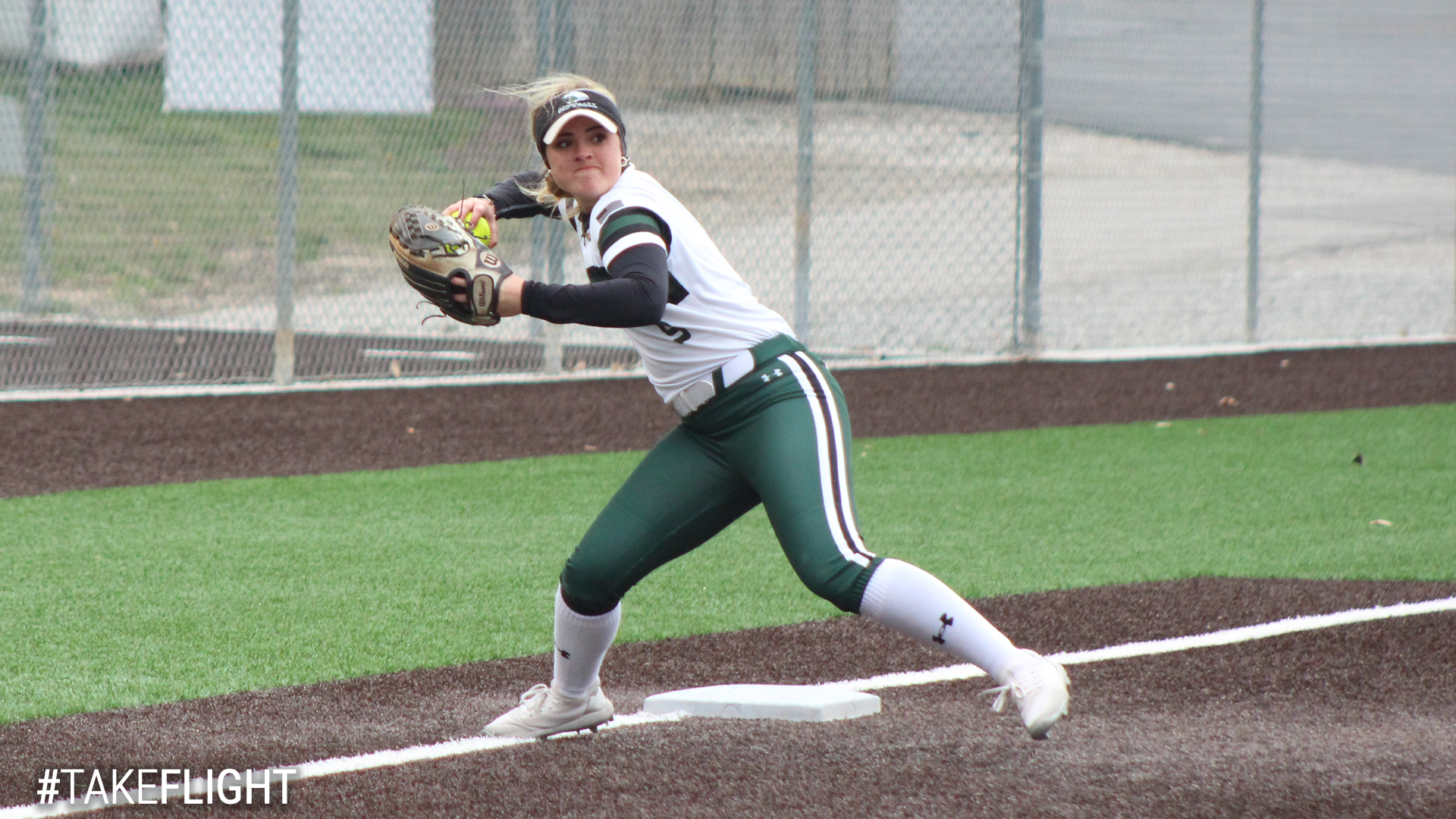 No. 3 Eagles Pick Up Sweeps over Mount Mercy and Clarke