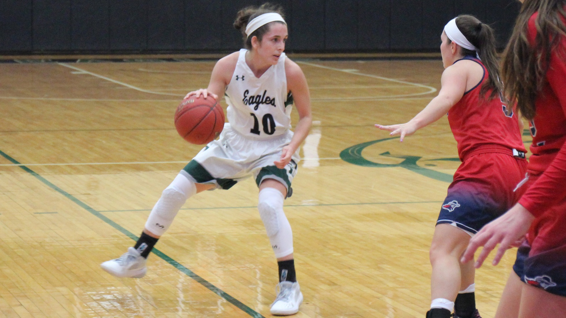 Women's basketball knocks off (RV) MNU 67-59