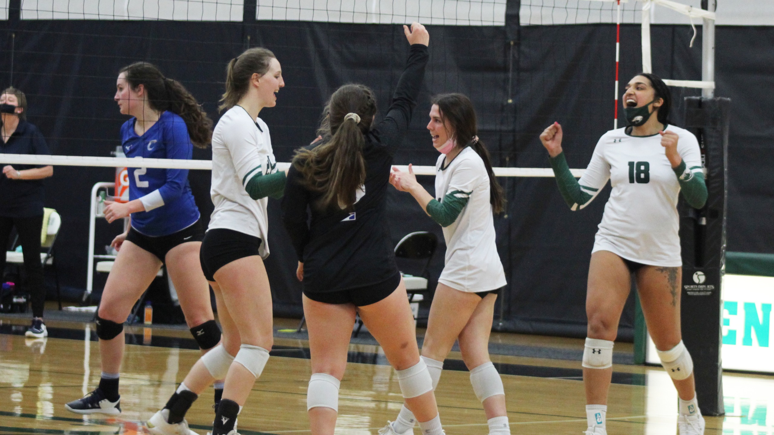 Central sweeps Comets in NAIA Opening Round