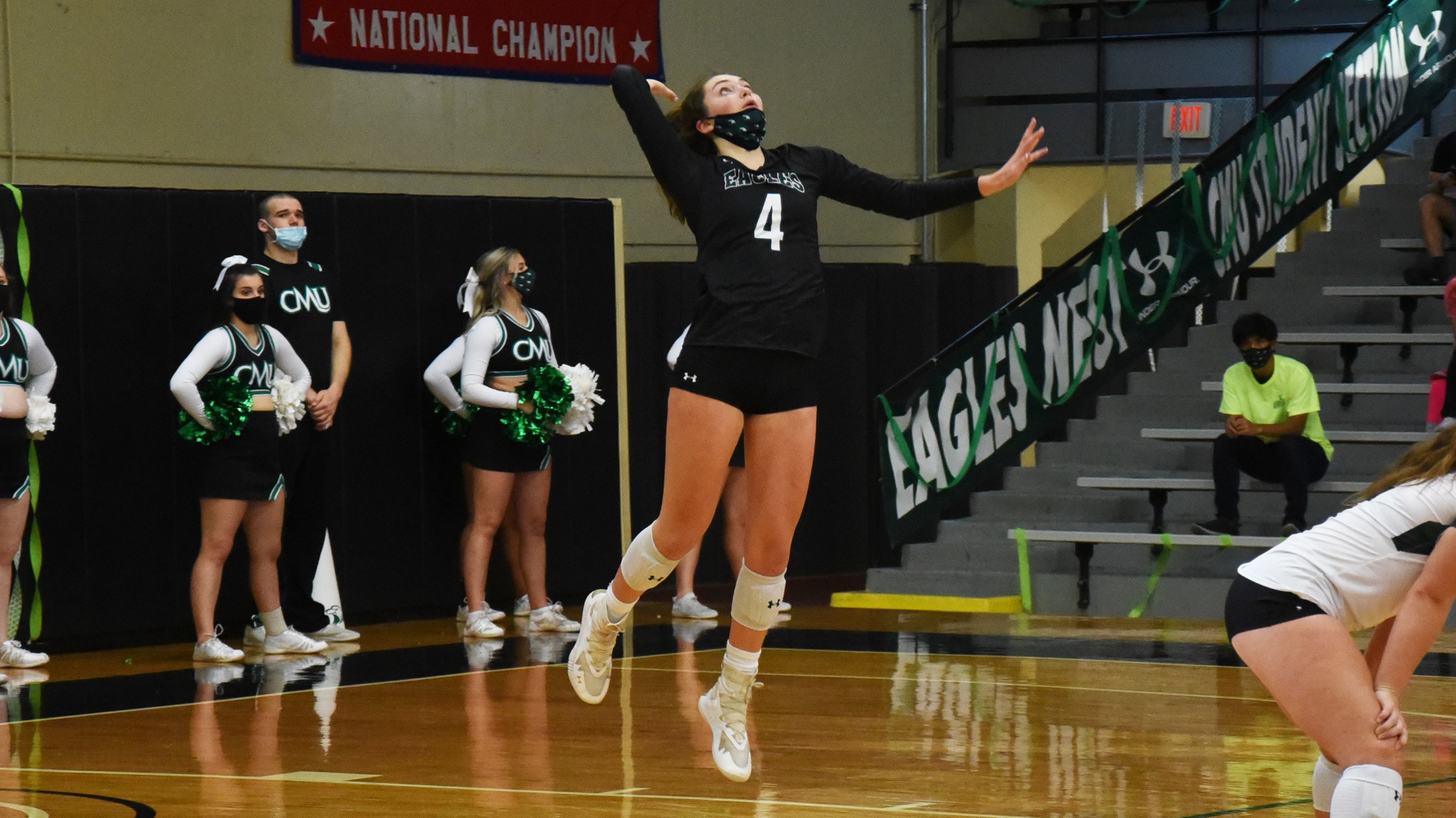 No. 11 Central Volleyball completes perfect weekend with victories over John Brown and William Woods