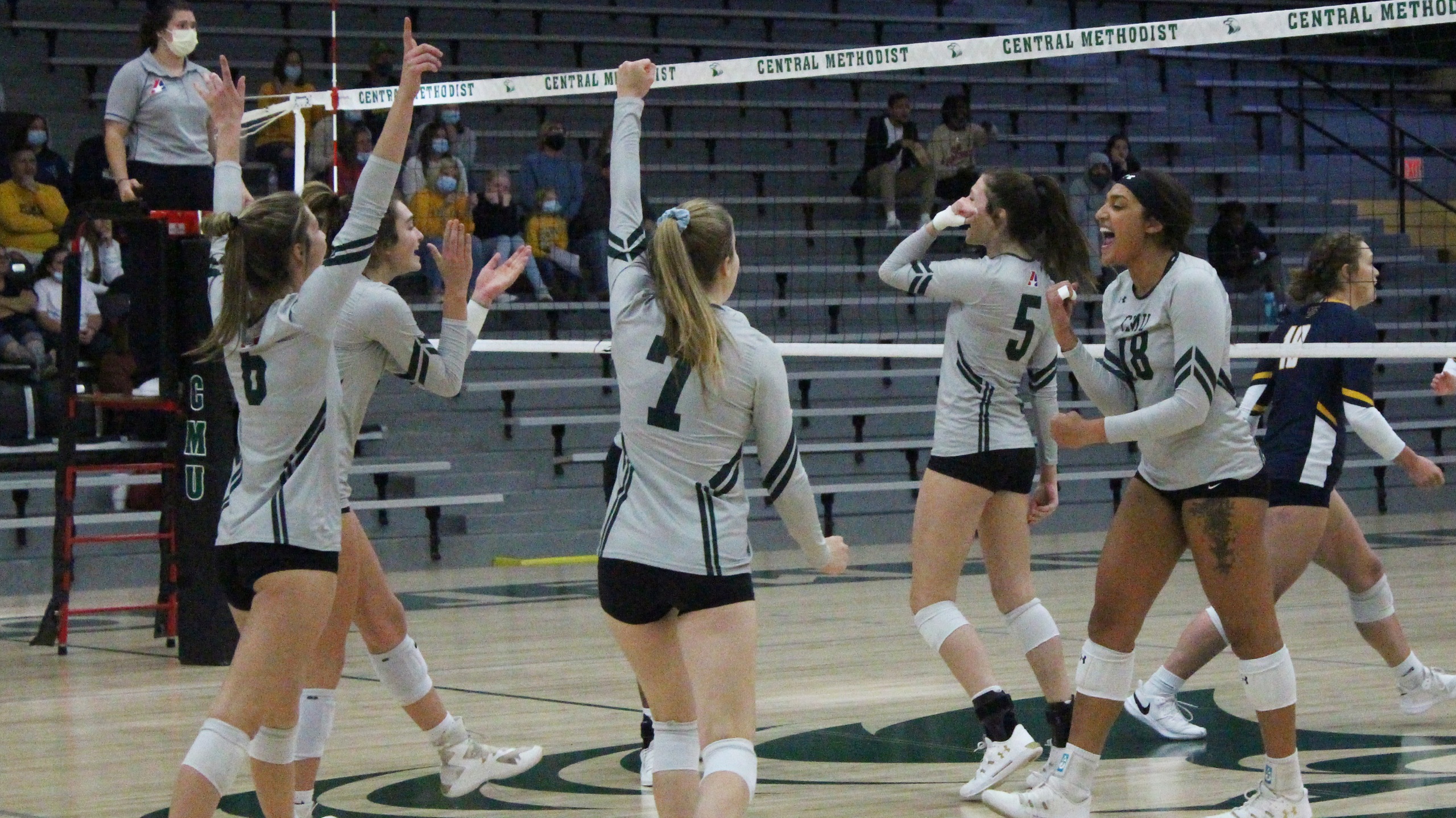Eagles sweep Statesmen in Heart Quarterfinals